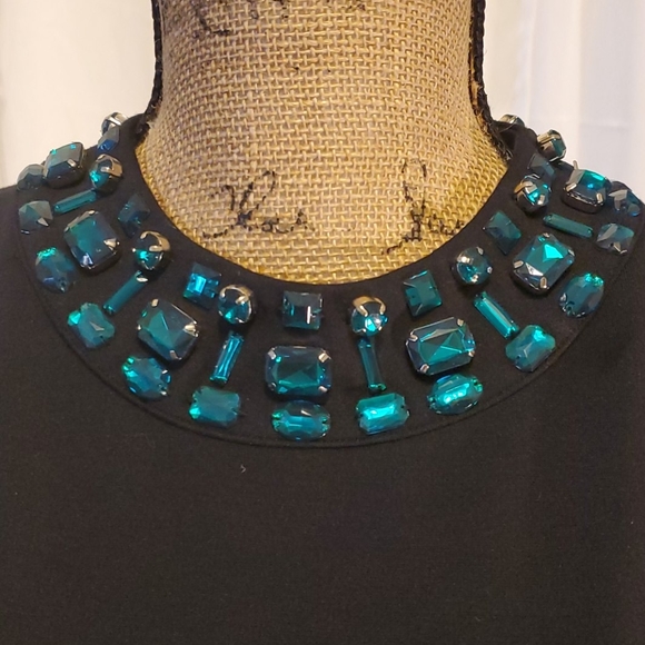 Beautiful woman dress - Picture 12 of 12